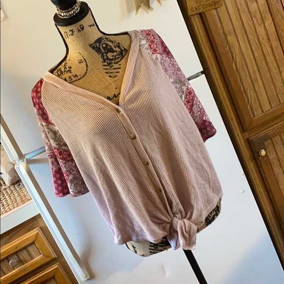 Altar'd State Tops - Altar’d State high low shirt size women’s large